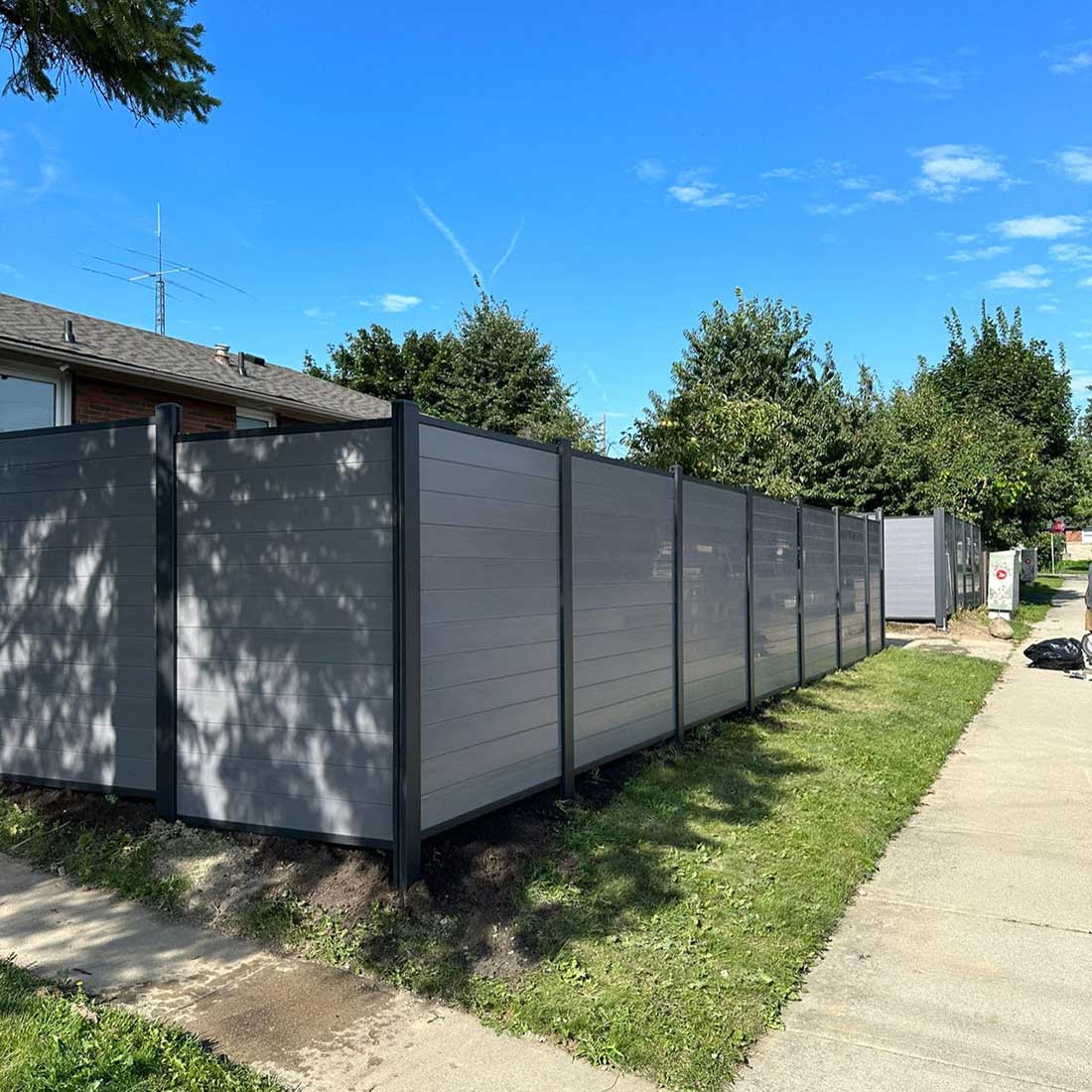 Horizontal-Chai-Grey-Vinyl-Fence-Vinyl-Fence-Toronto