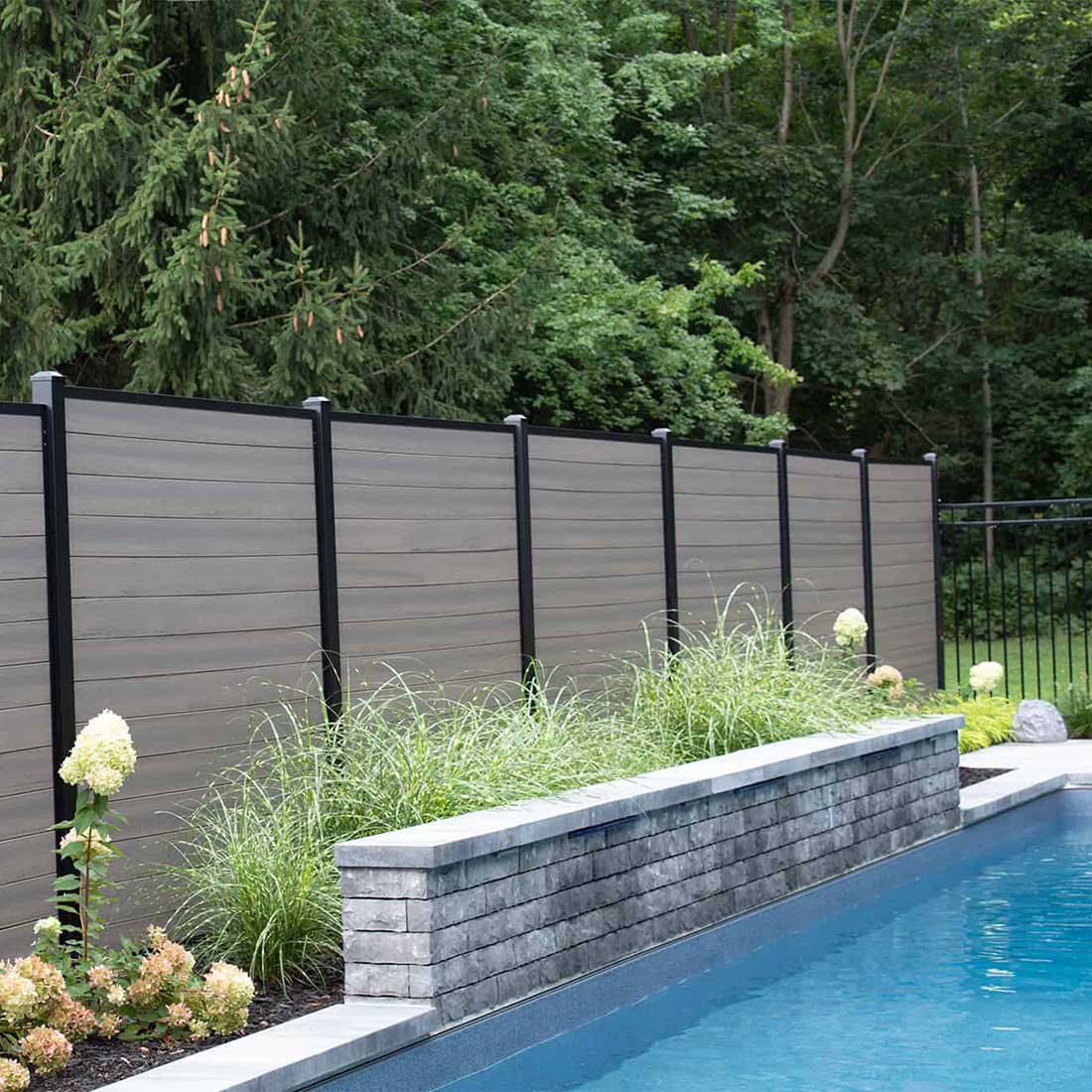 TruNorth-Composite-Fence-Panels-TruNorth-Slide-and-Go-Fence-Hazelwood-Fence