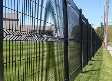 commercial-welded-wire-Fence